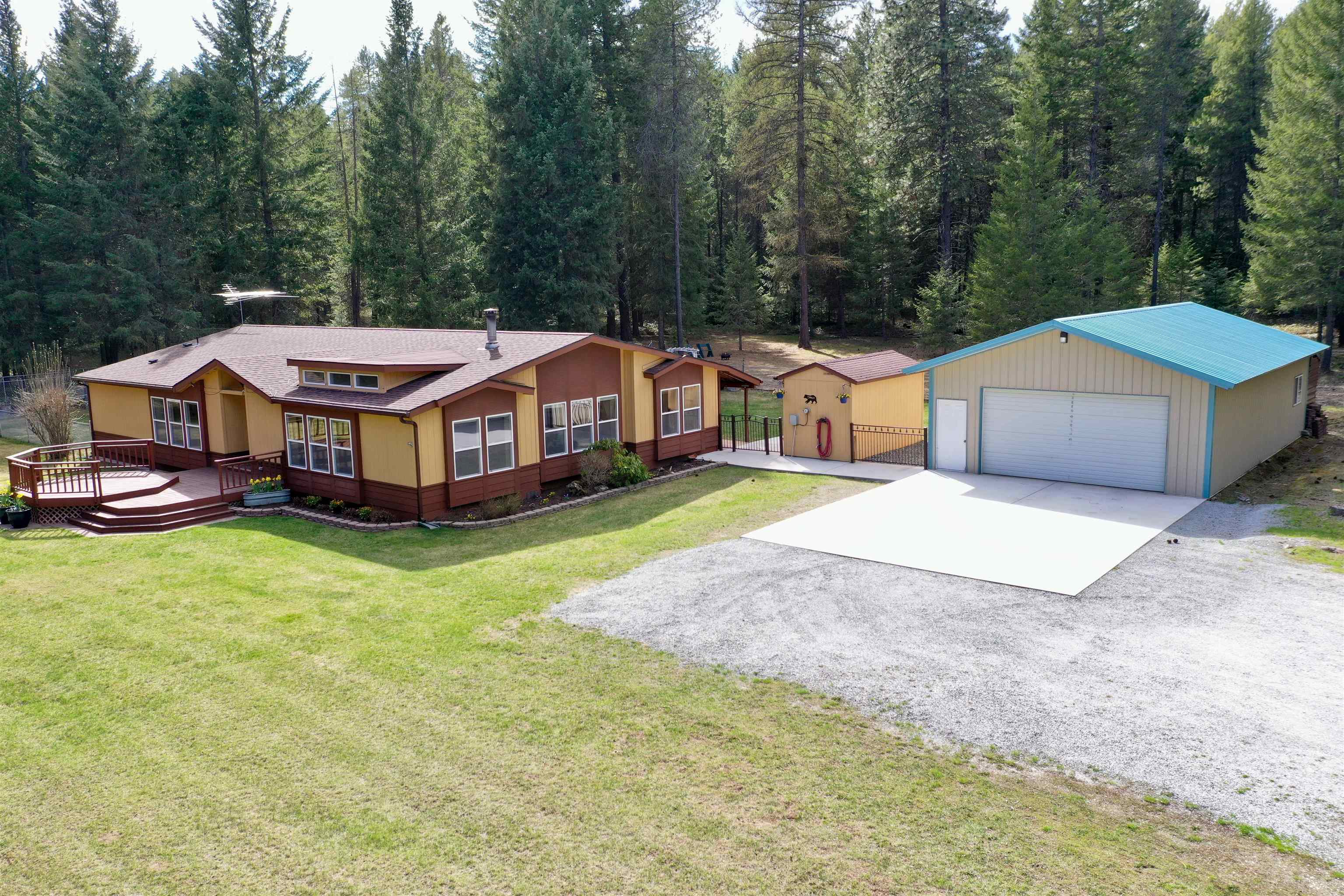 Property Photo:  1393 Green Rd  WA 99156 
