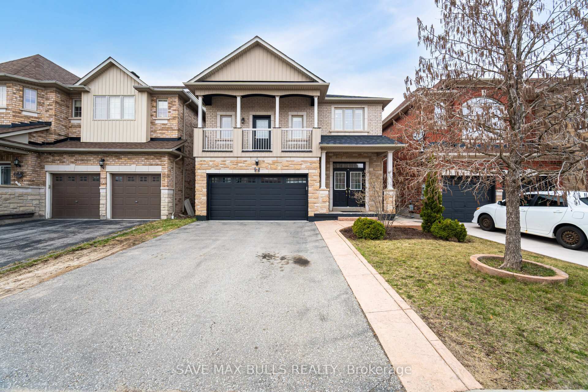 Property Photo: 6 Iverson Drive ON L6X 0P4