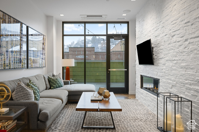 Property Photo: 333 Main St 23 UT 84060