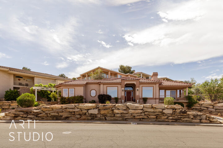 2271 S 1400 E  St George UT 84790 photo