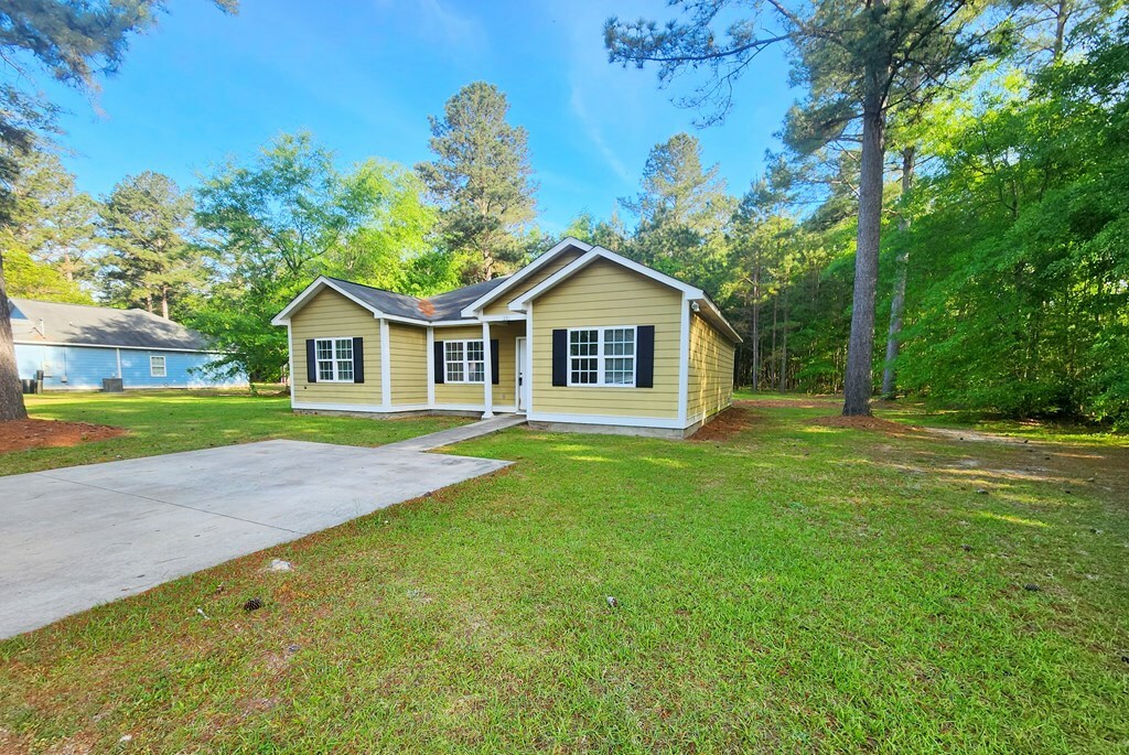Property Photo: 1290 SE Georgia Avenue GA 39842