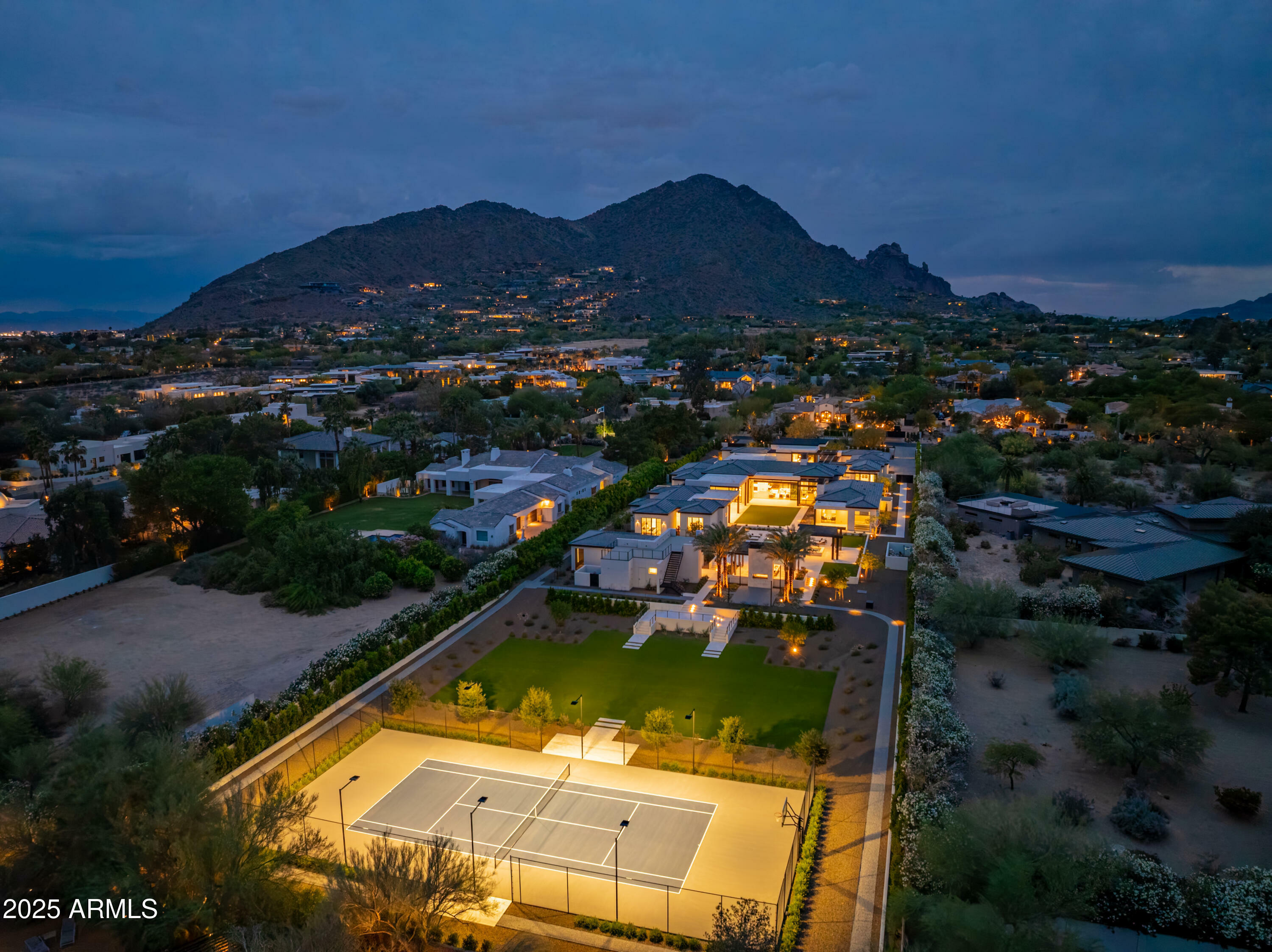 Property Photo: 5641 N Casa Blanca Drive AZ 85253