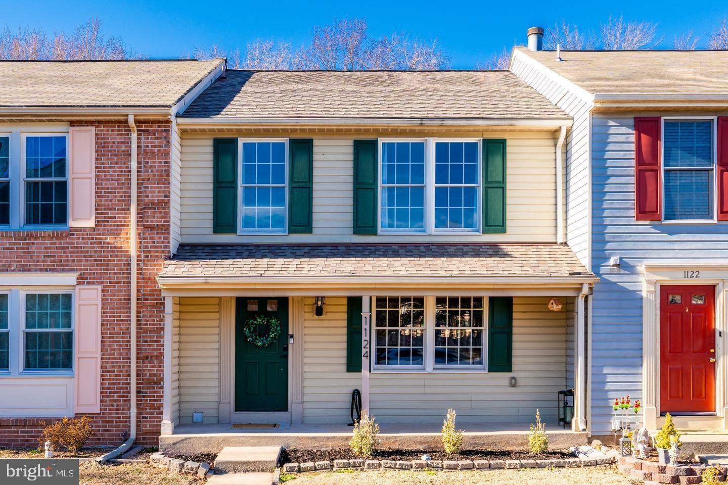 Property Photo: 1124 Floyd Place VA 20170