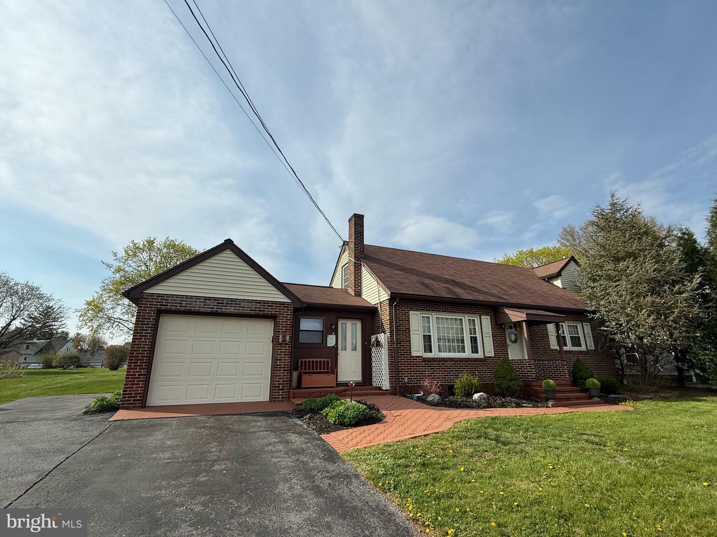Property Photo: 232 E 4th Street PA 19506