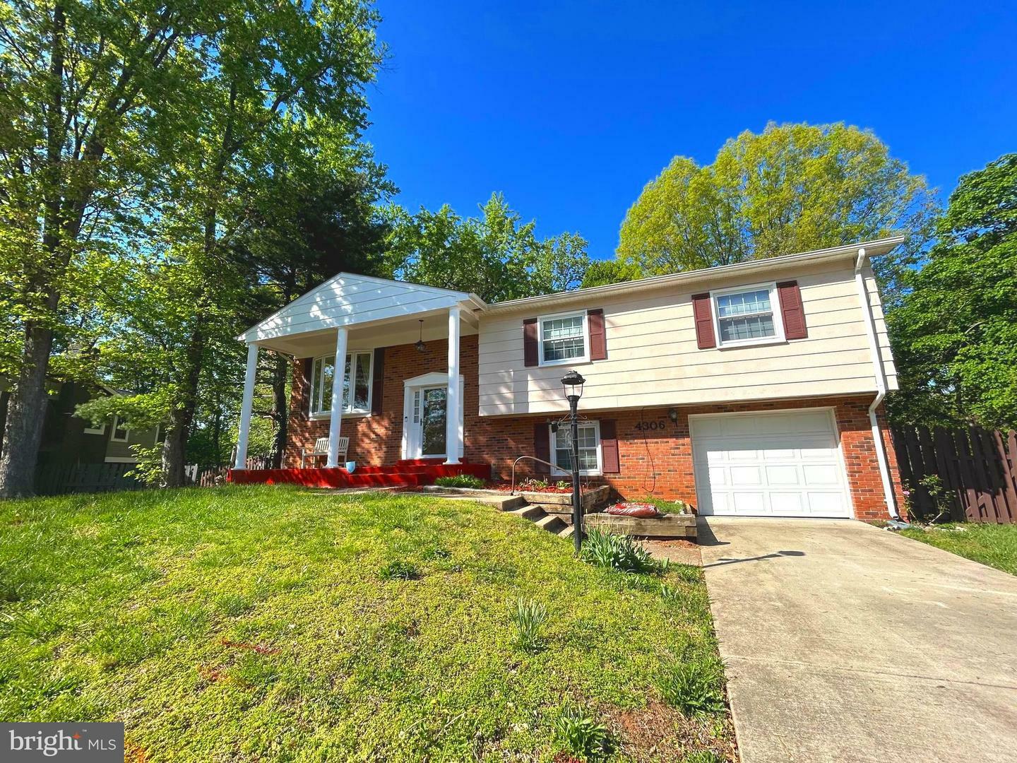 4306 Eldorado Drive  Woodbridge VA 22193 photo