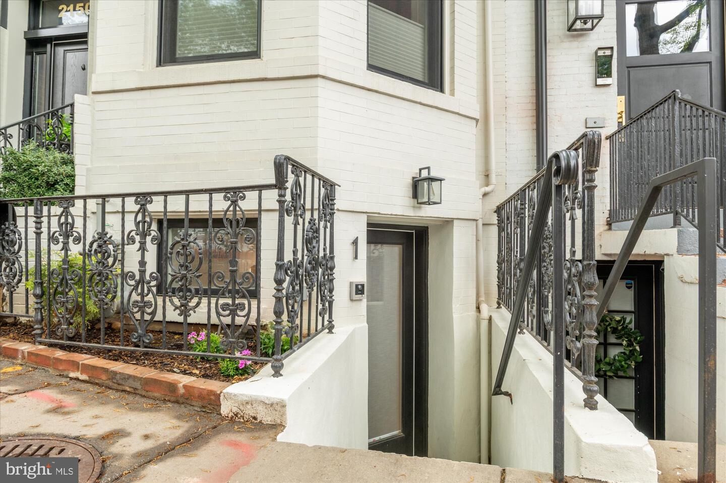 Property Photo:  2150 Florida Ave NW 1  DC 20008 