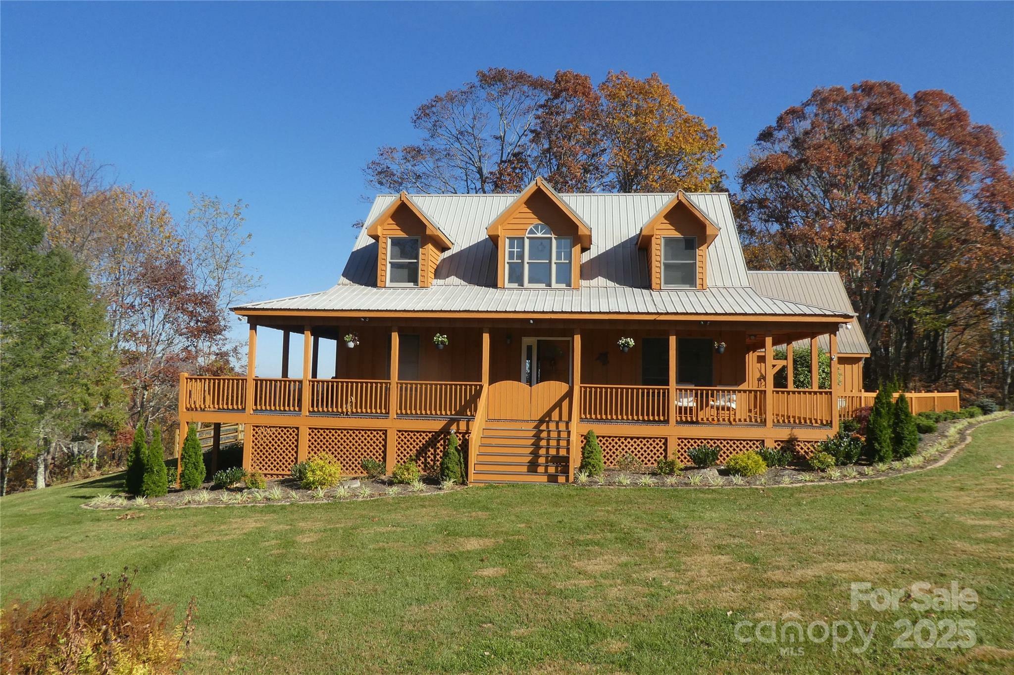 Property Photo: 531 Pioneer Ridge Road NC 28716