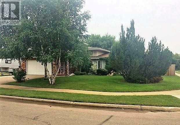 Property Photo: 5107 41 Street AB T9V 1P7