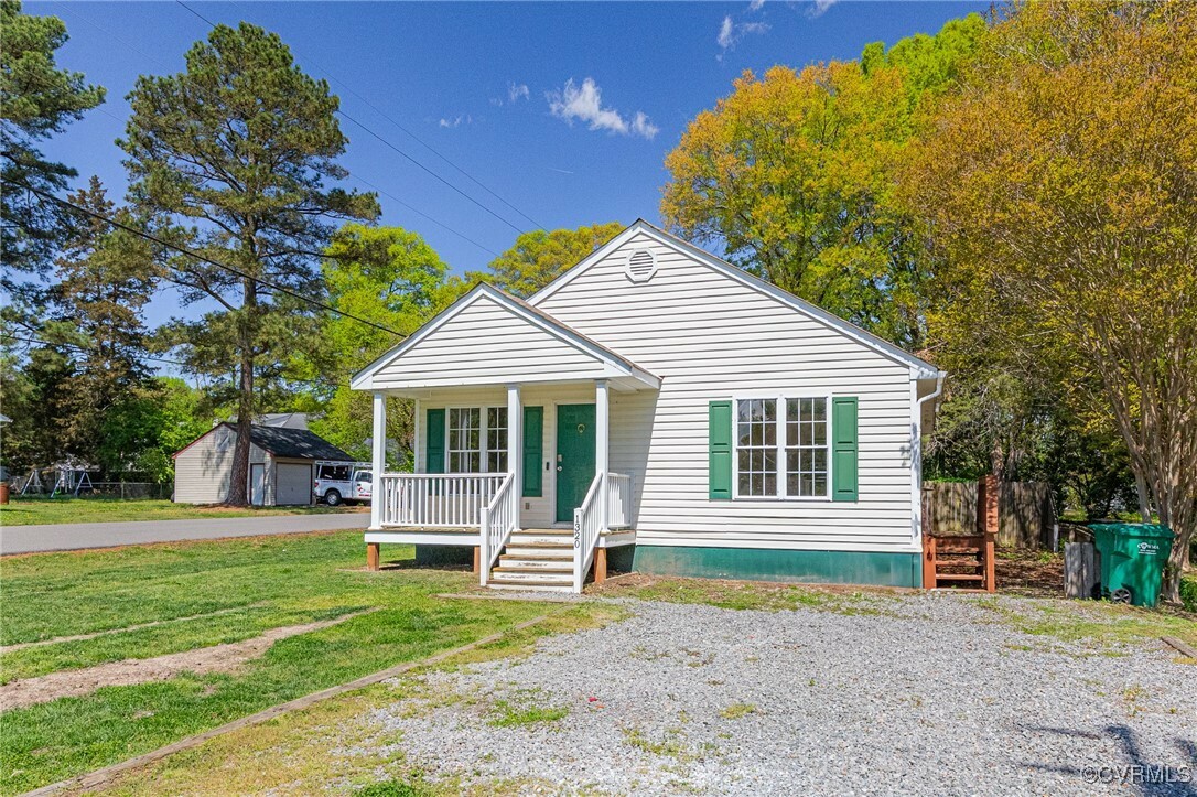 Property Photo: 1320 New York Avenue VA 23060