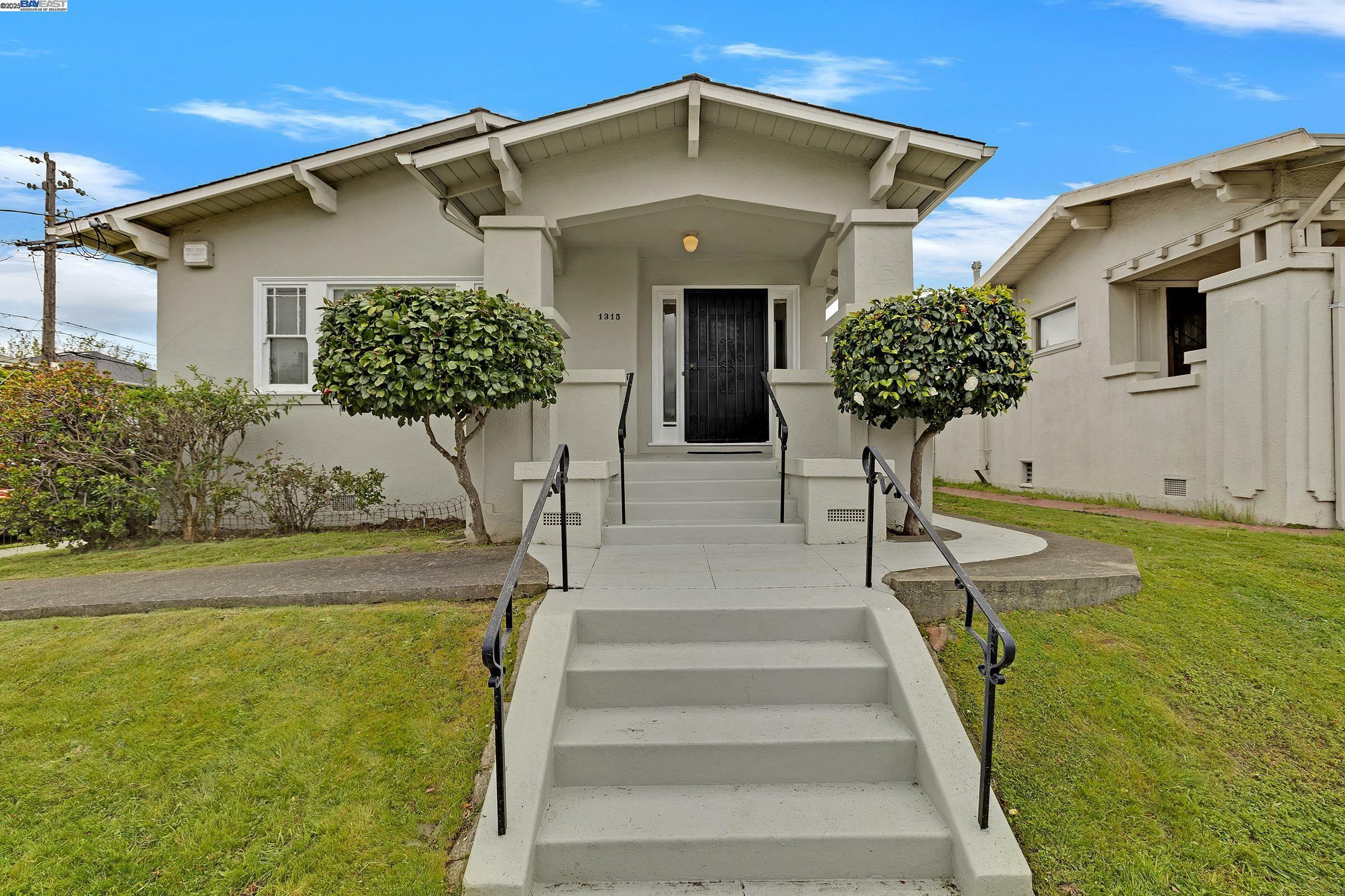 1315 Hampel St  Oakland CA 94602 photo