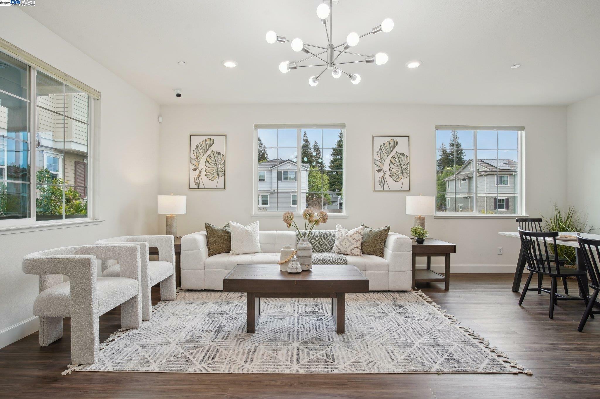 Property Photo: 1118 Speros Ct CA 94544