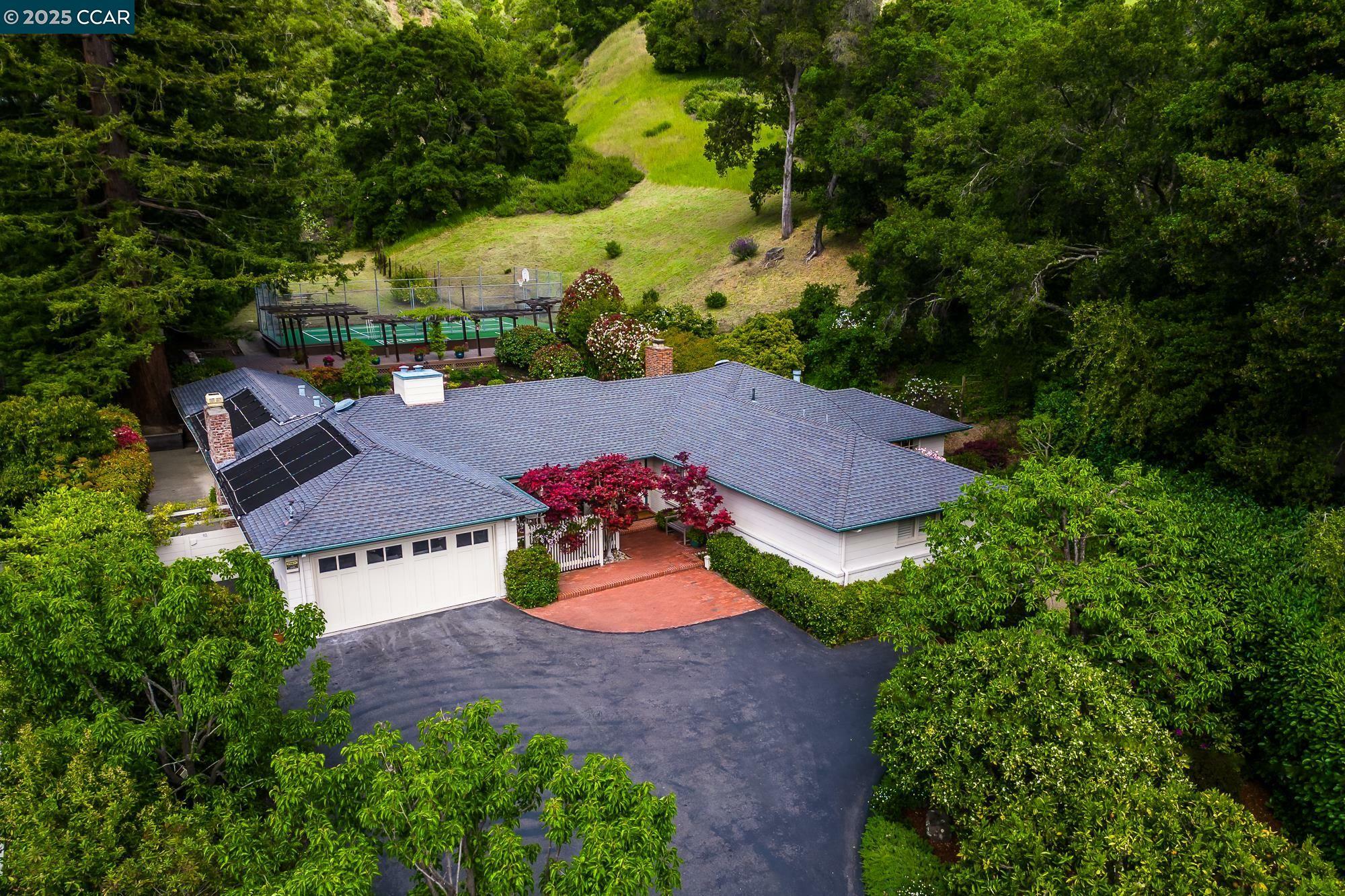 Property Photo: 1226 Monticello Rd CA 94549