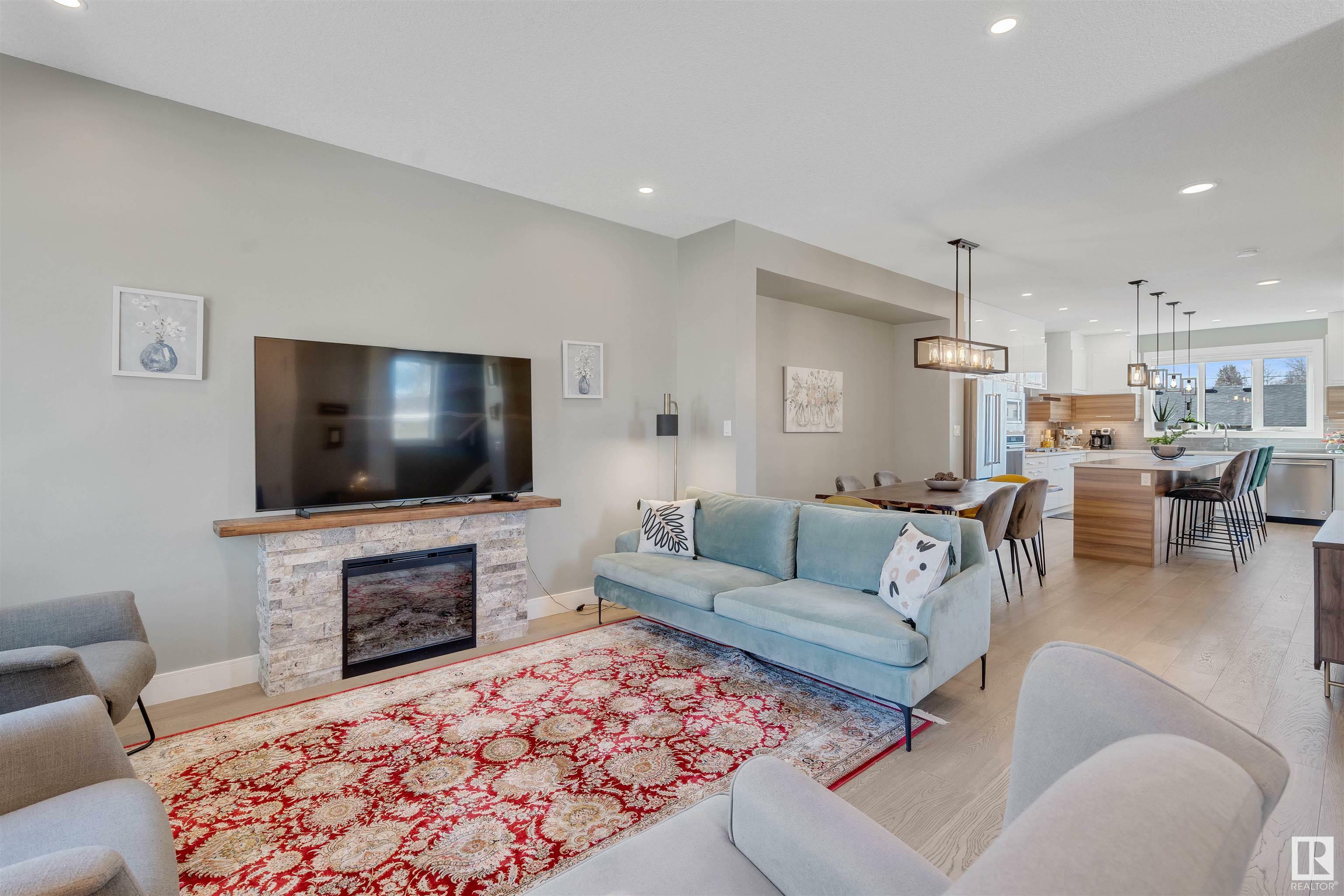 Property Photo: 6818 105A Street NW AB T6H 2R2