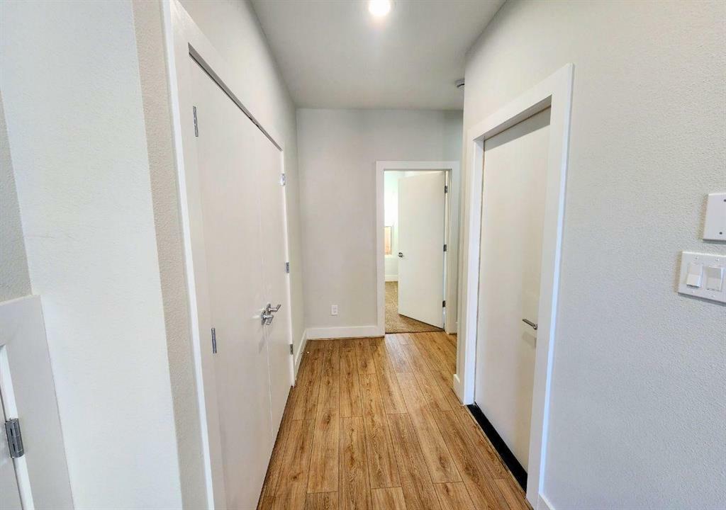 Property Photo: 615 Northew Street K TX 77091