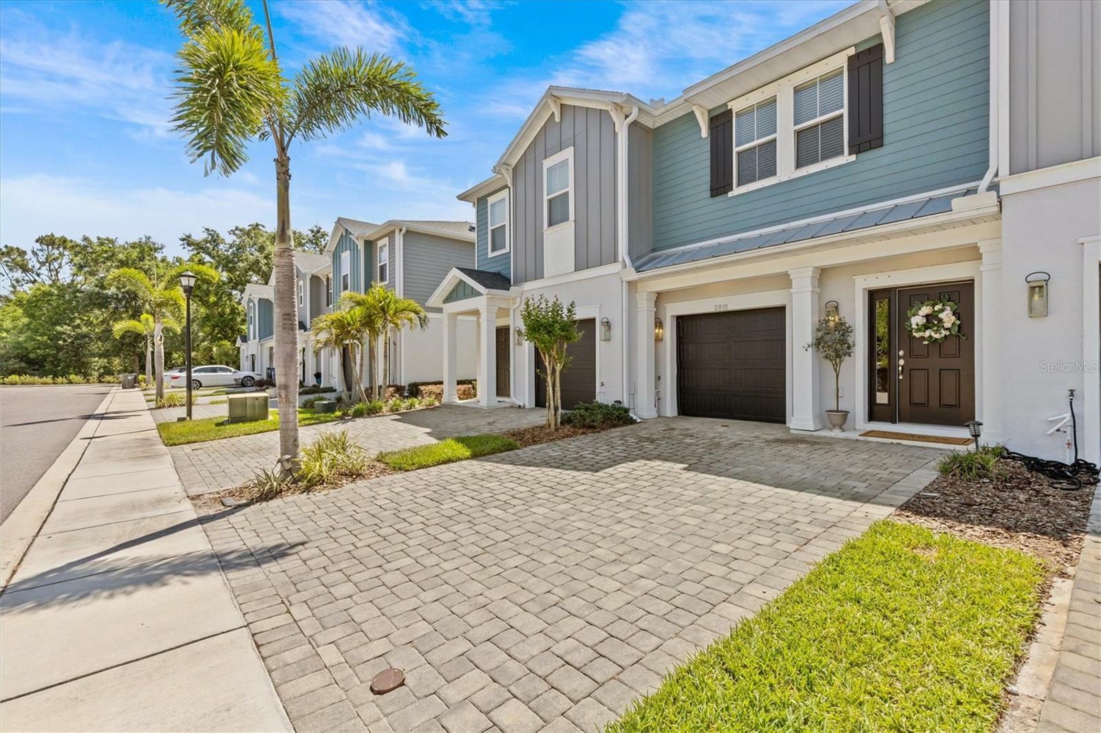 Property Photo: 2818 Grand Kemerton Place FL 33618