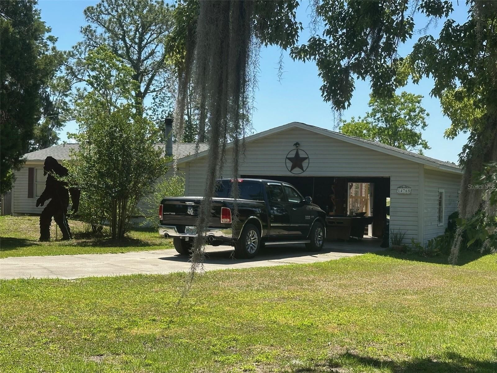 Property Photo:  14768 NE 86th Lane  FL 34488 