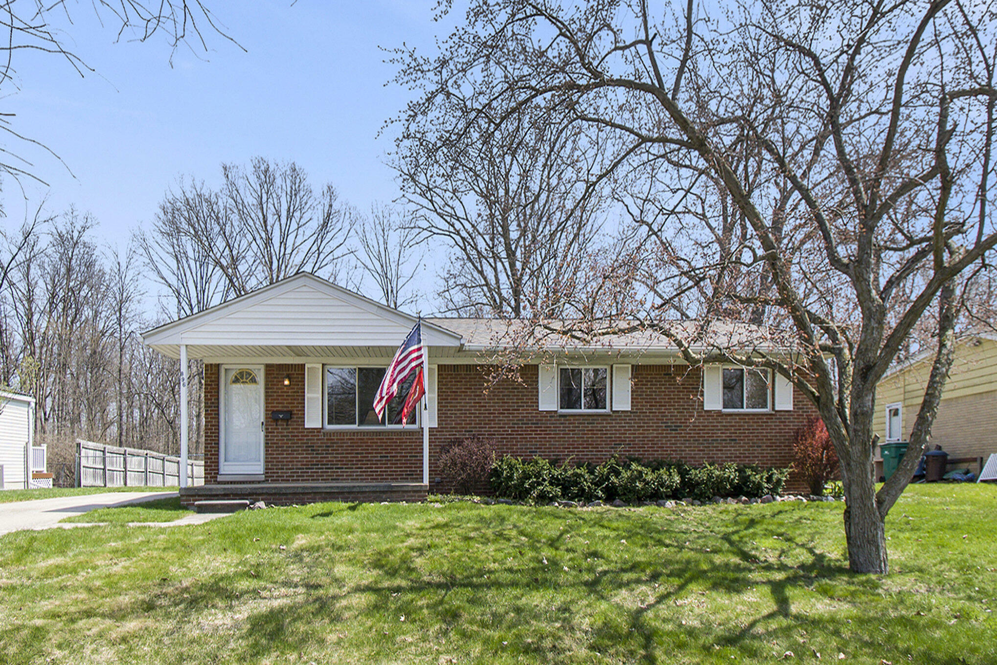 896 Watson Road  Saline MI 48176 photo
