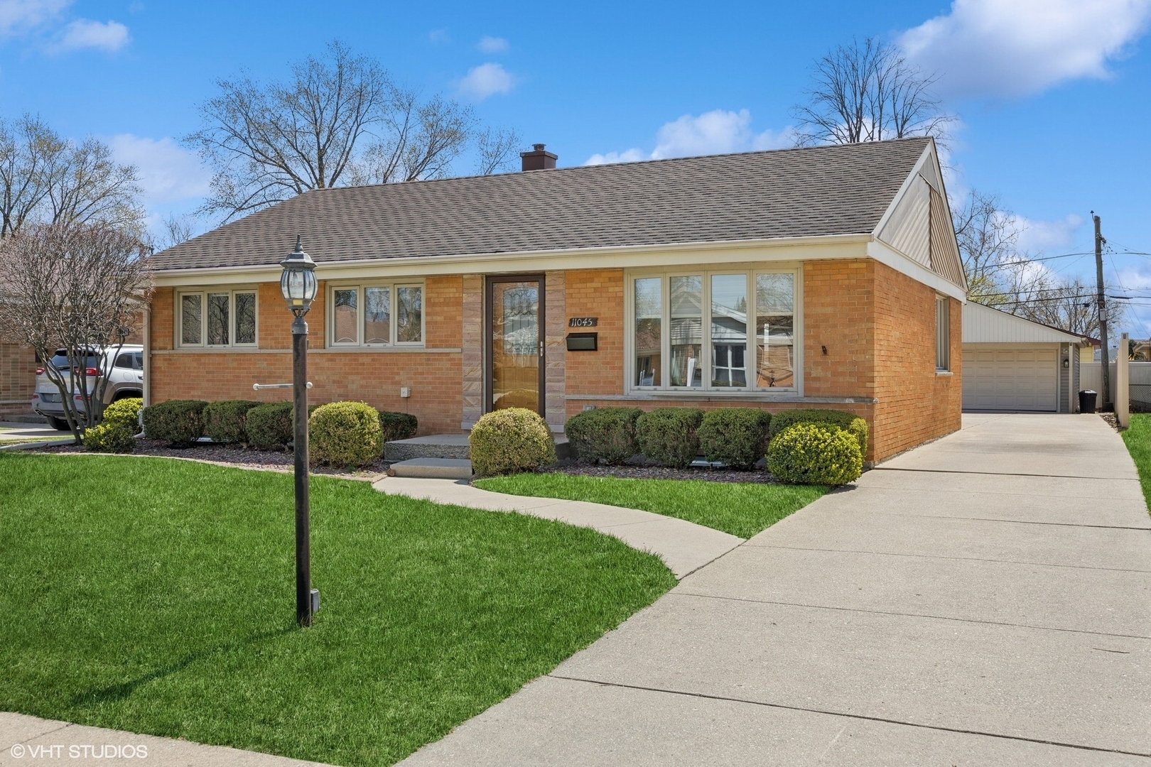 Property Photo: 11045 Windsor Drive IL 60154