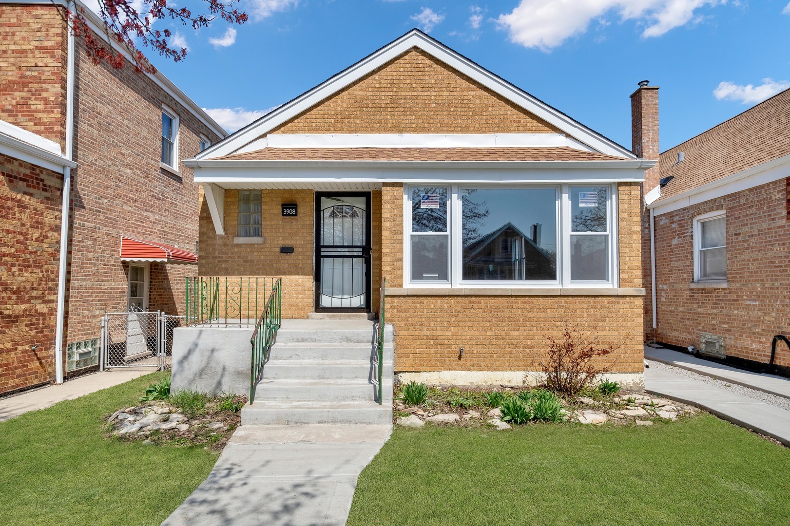 Property Photo: 3908 W 69th Place IL 60629