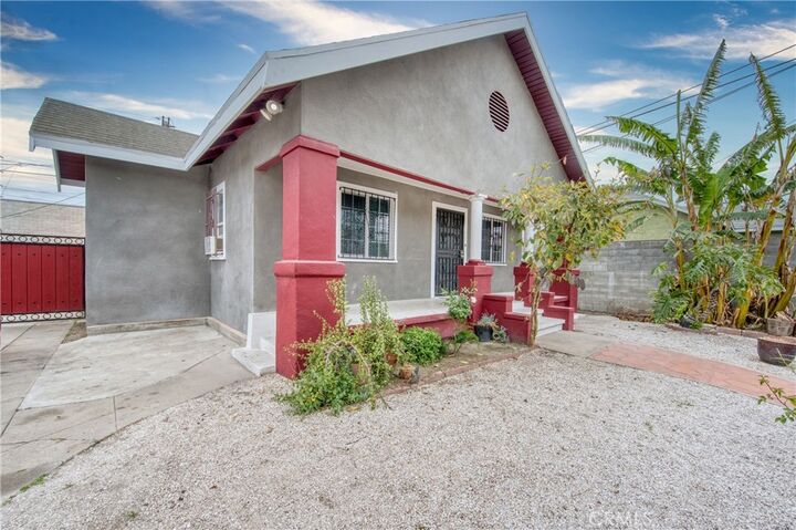 Property Photo:  116 E 71st Street  CA 90003 