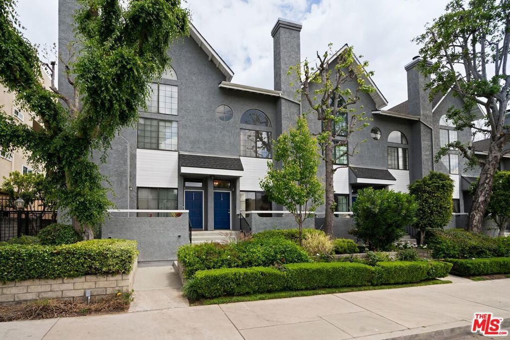 4220 Colfax Avenue 110  Studio City CA 91604 photo