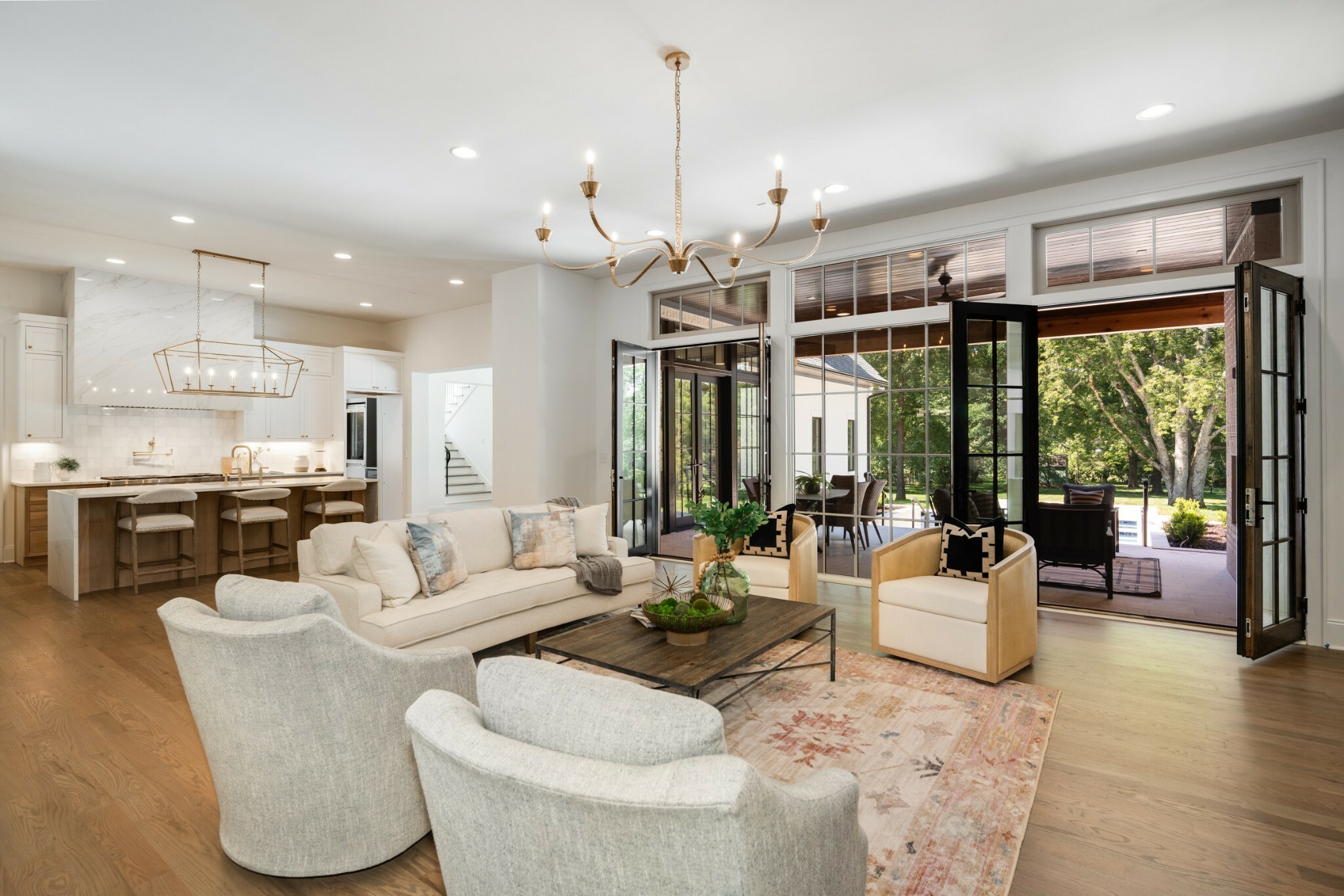 Property Photo: 2811 Tyne Blvd TN 37215