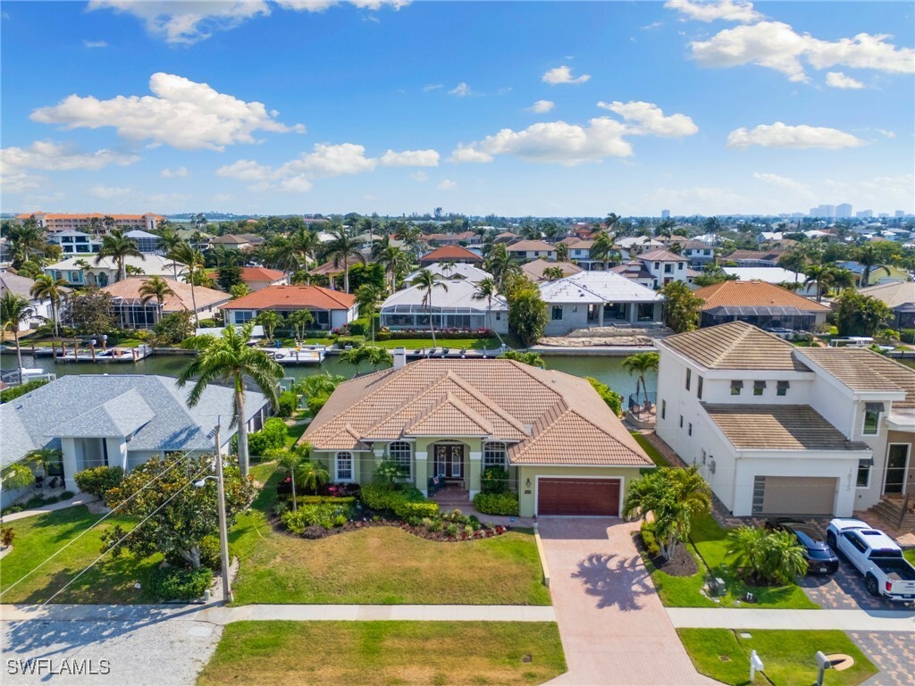 Property Photo: 1821 Woodbine Court FL 34145