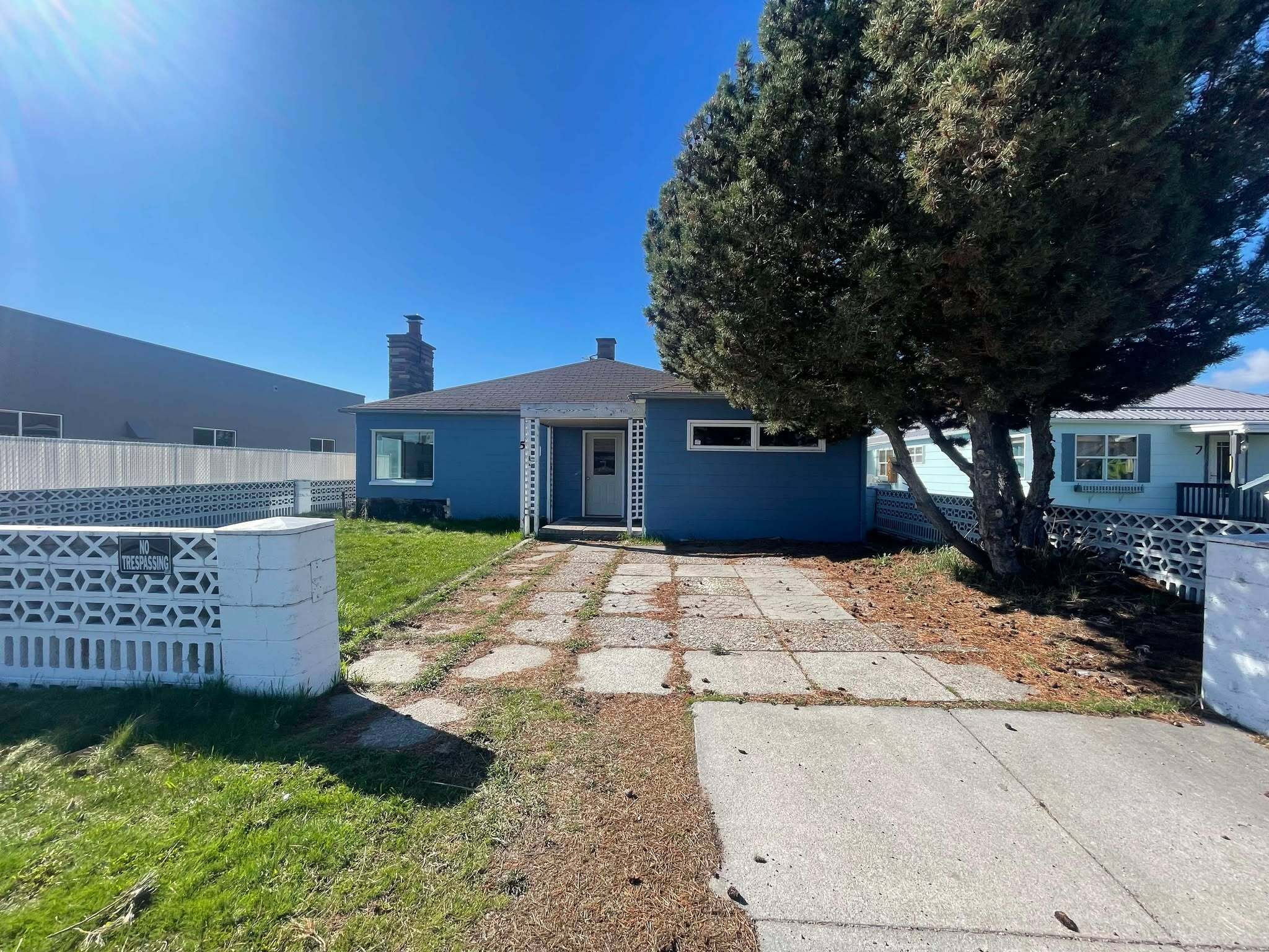 Property Photo: 5 7th Avenue W MT 59860
