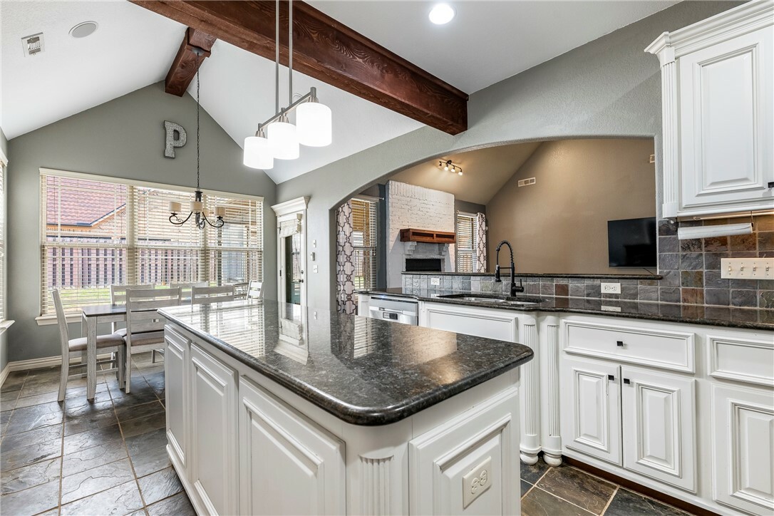 Property Photo: 3506 SW Cranbrook Avenue AR 72713