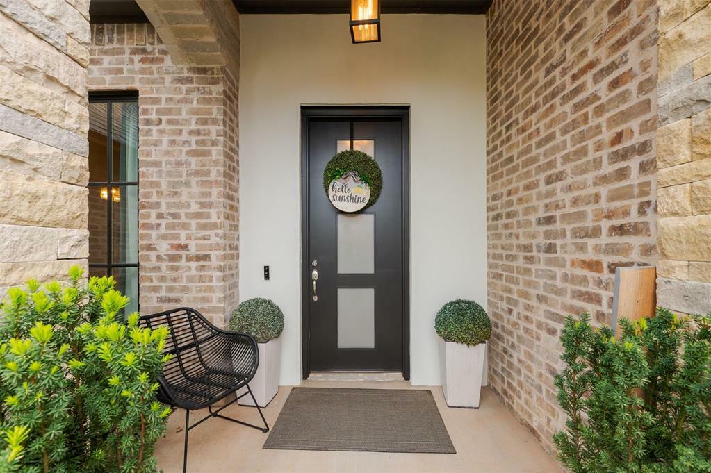 Property Photo: 1009 Falls Bridge Court OK 73034