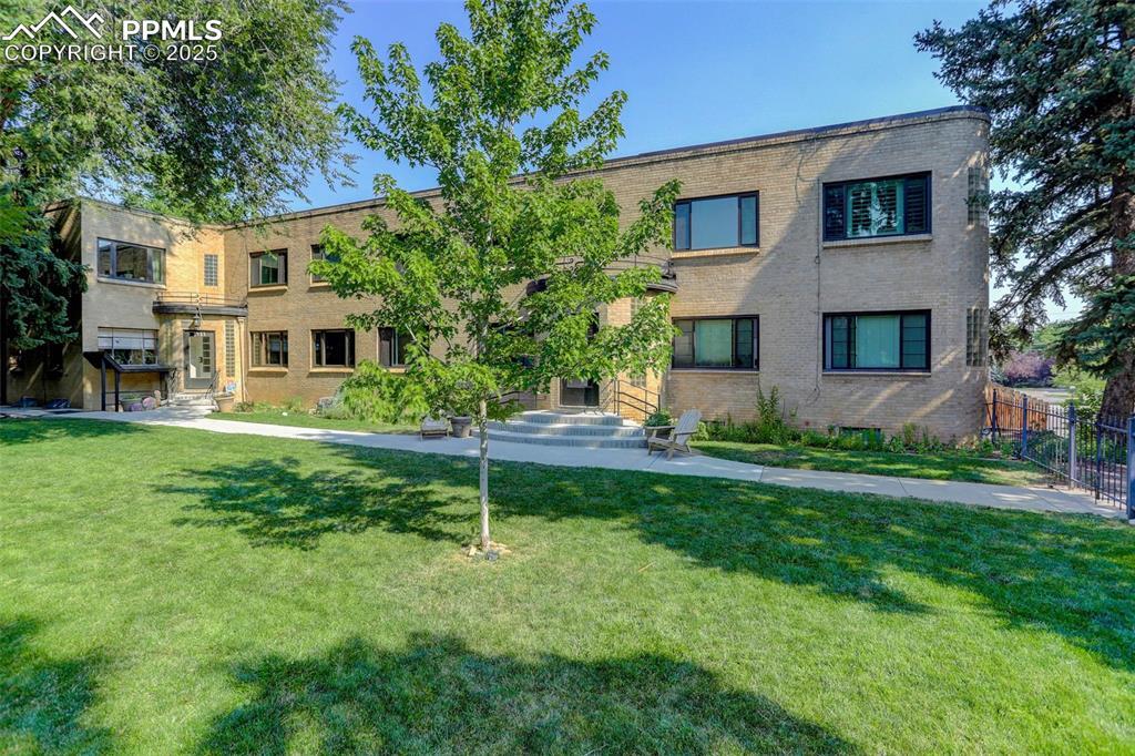 Property Photo: 1481 N Ash Street 3 CO 80220