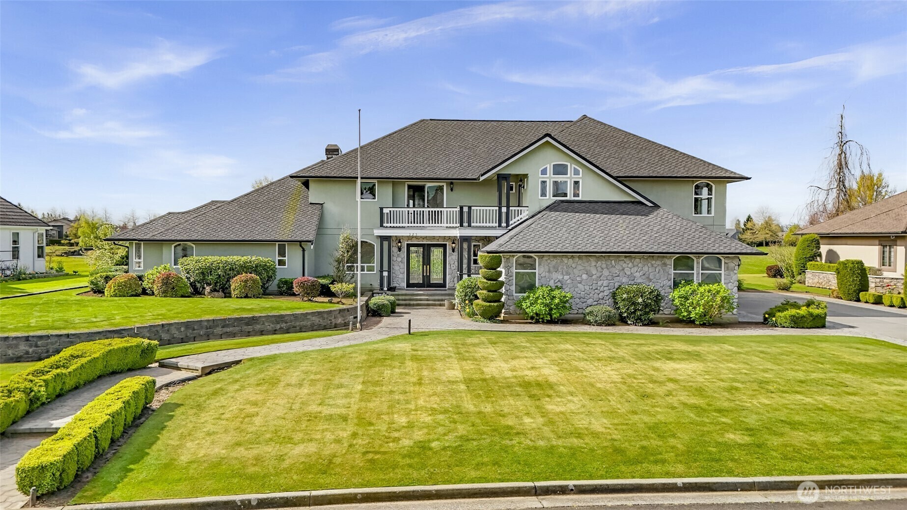 325  Island Green  Lynden WA 98264 photo