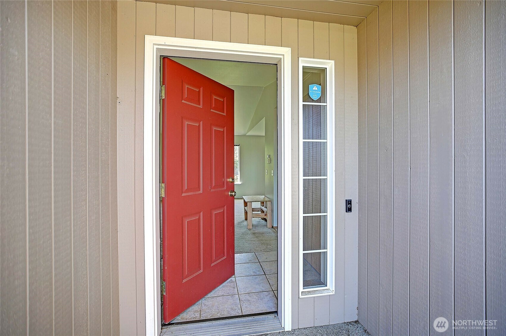 Property Photo: 1882 Edgewood Drive WA 98282