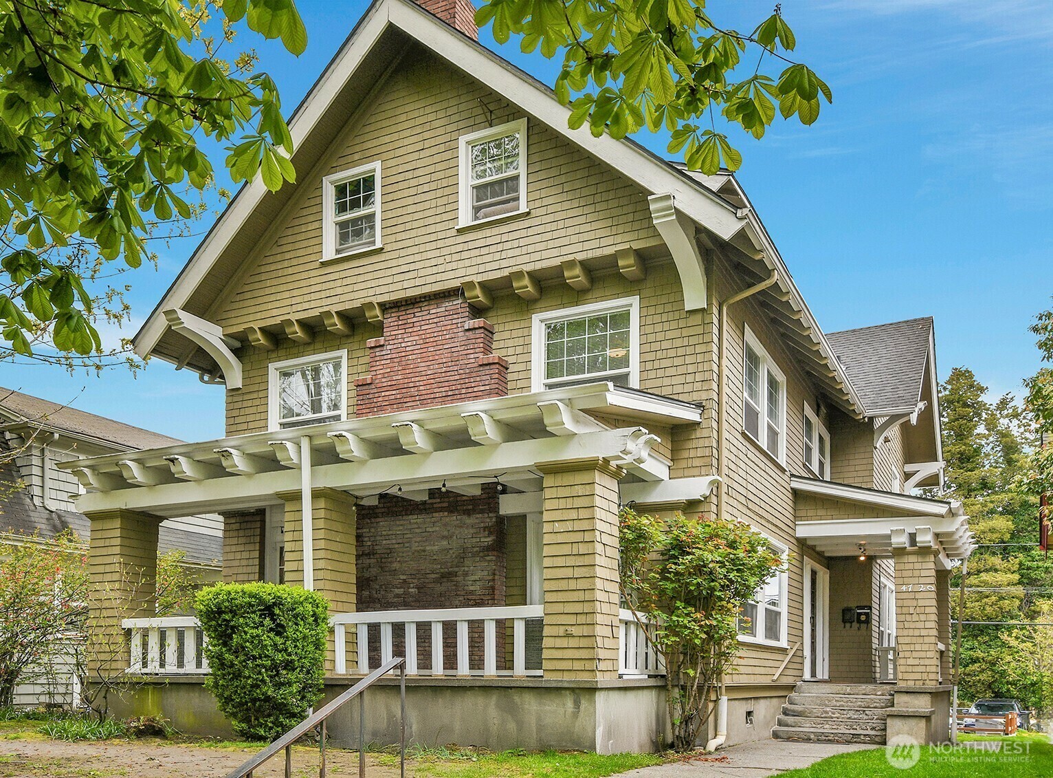 Property Photo: 4720 17th Avenue NE WA 98105