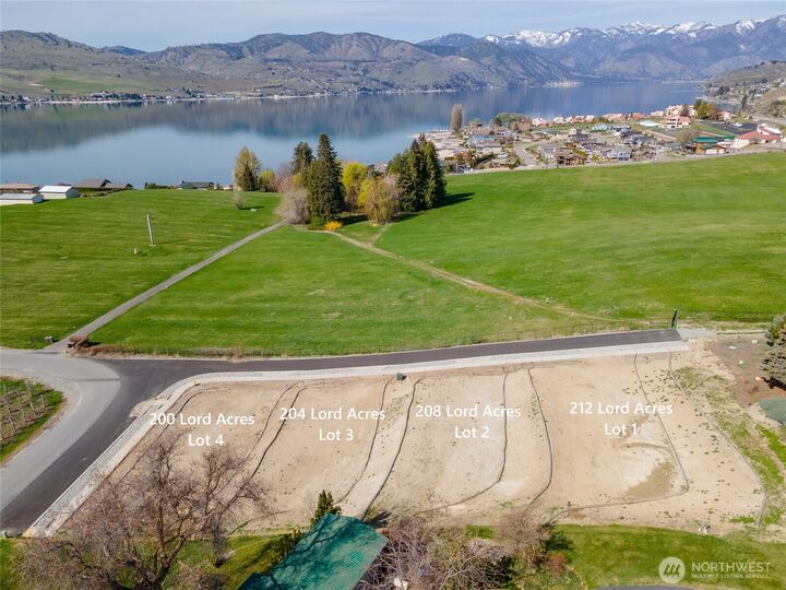 Property Photo:  208  Lord Acres Road  WA 98816 