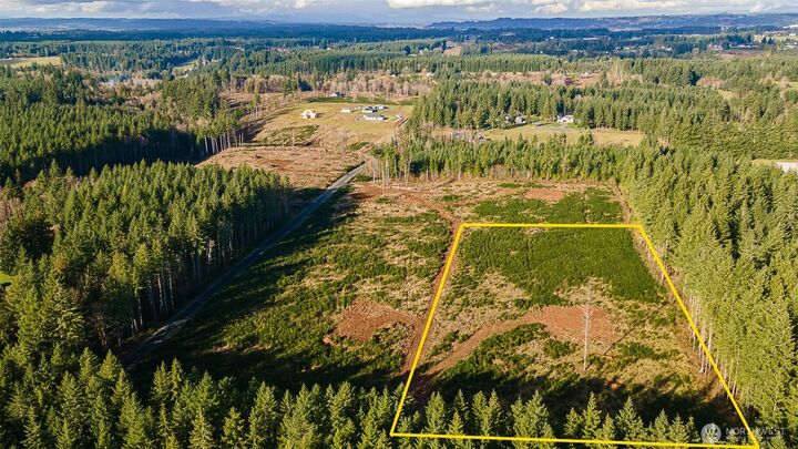 Property Photo: 286 Monroe Road WA 98532