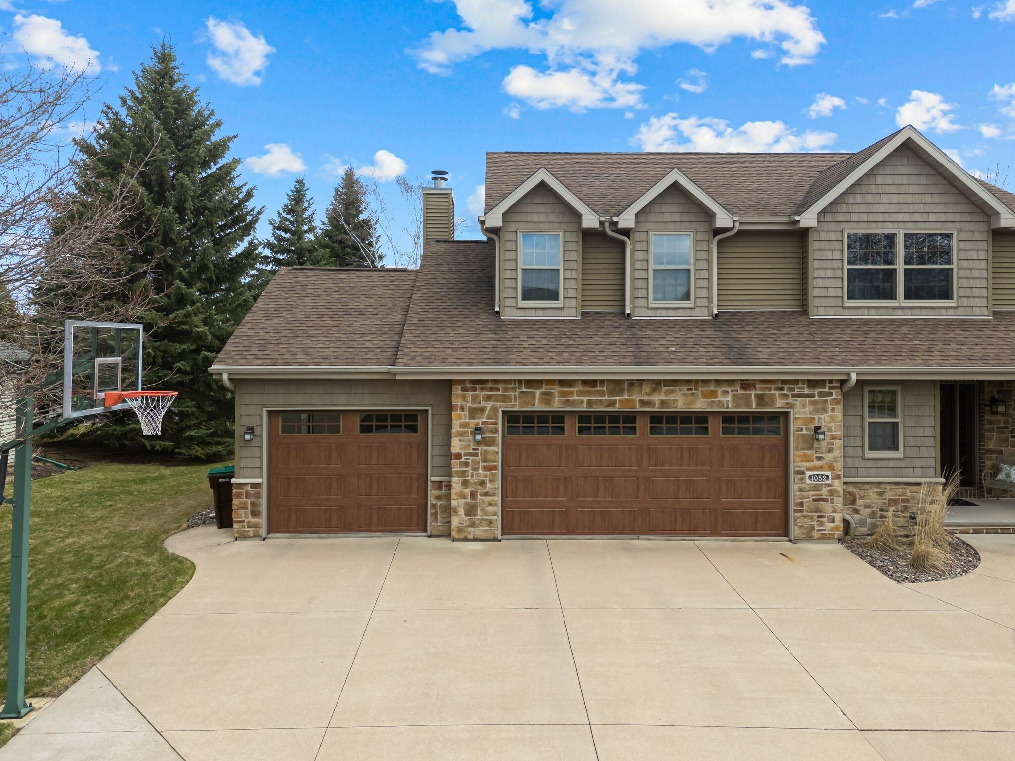Property Photo: 1052 S Goldenrod Drive WI 54914