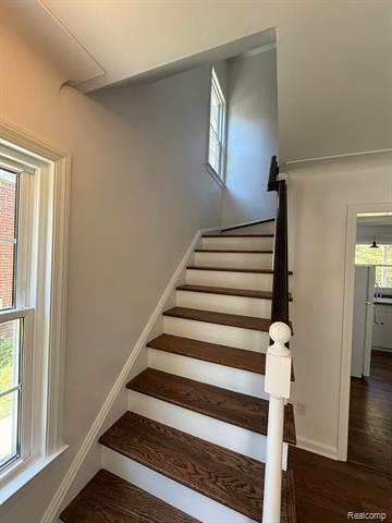 Property Photo:  17 Amherst Road  MI 48069 