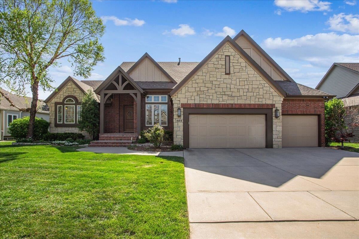 Property Photo: 1684 S Logan Pass KS 67002