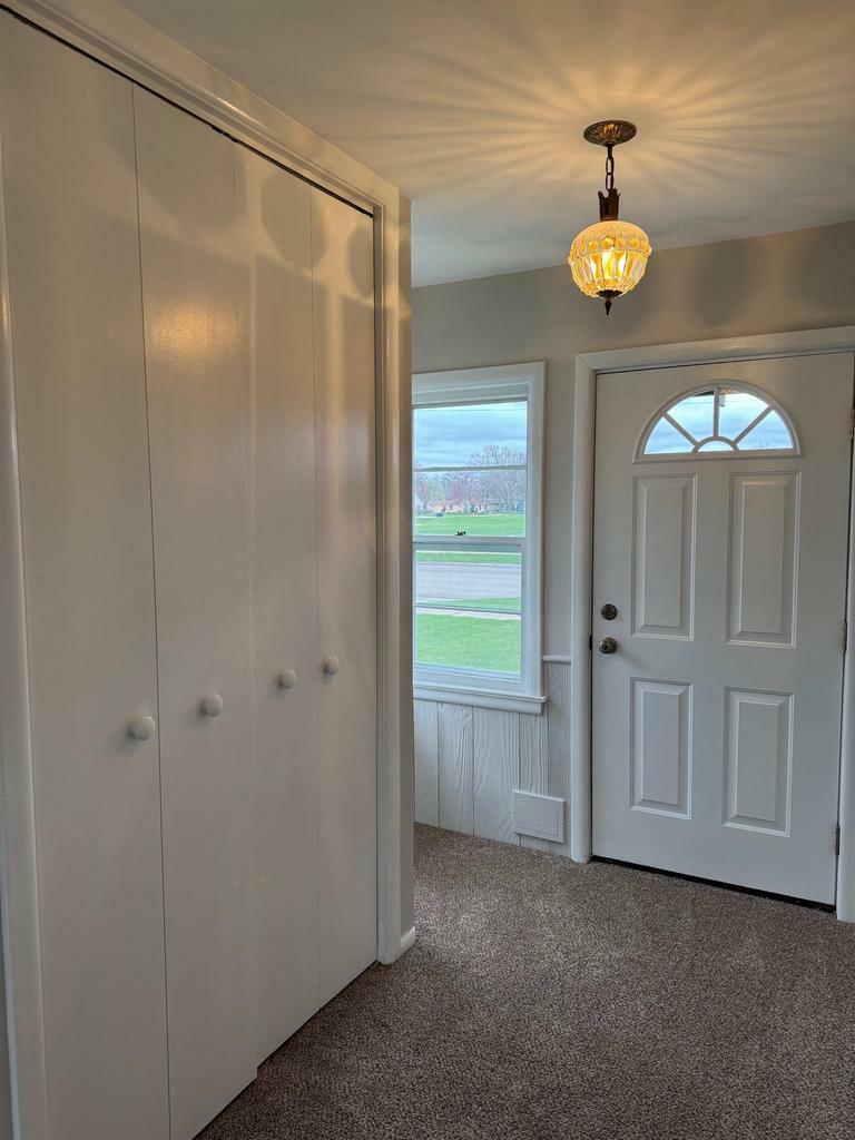 Property Photo: 1203 East Memorial Drive WI 53545