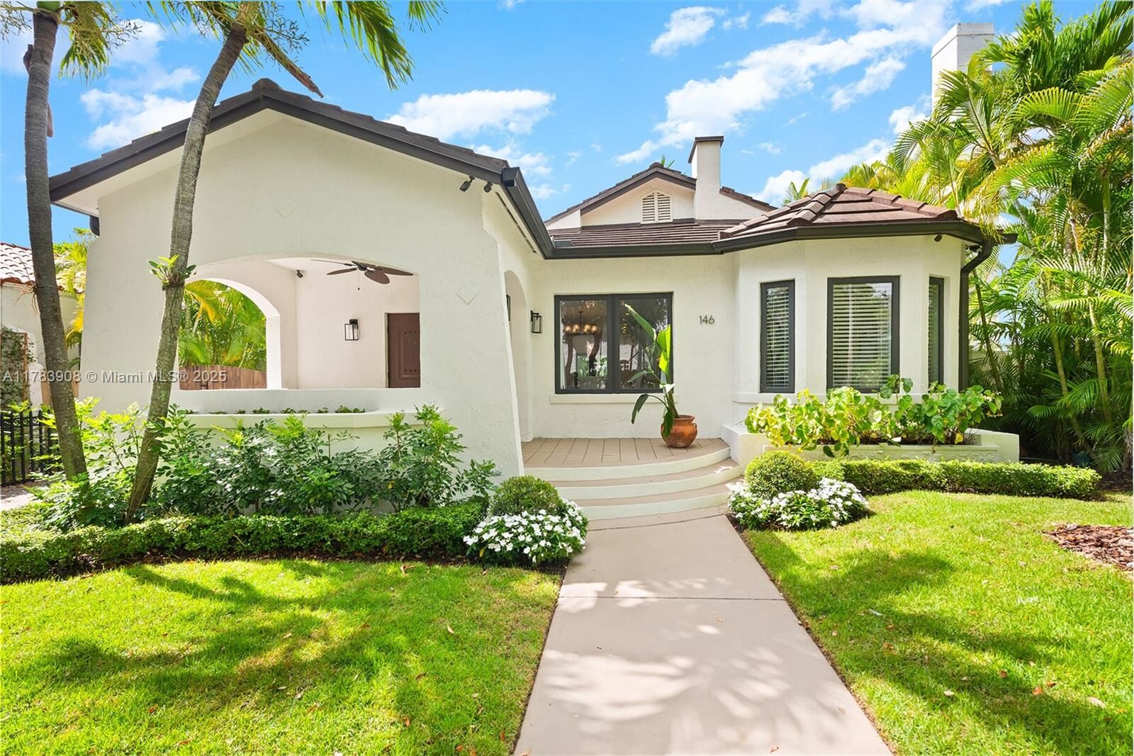 Property Photo: 146 NE 47th St FL 33137