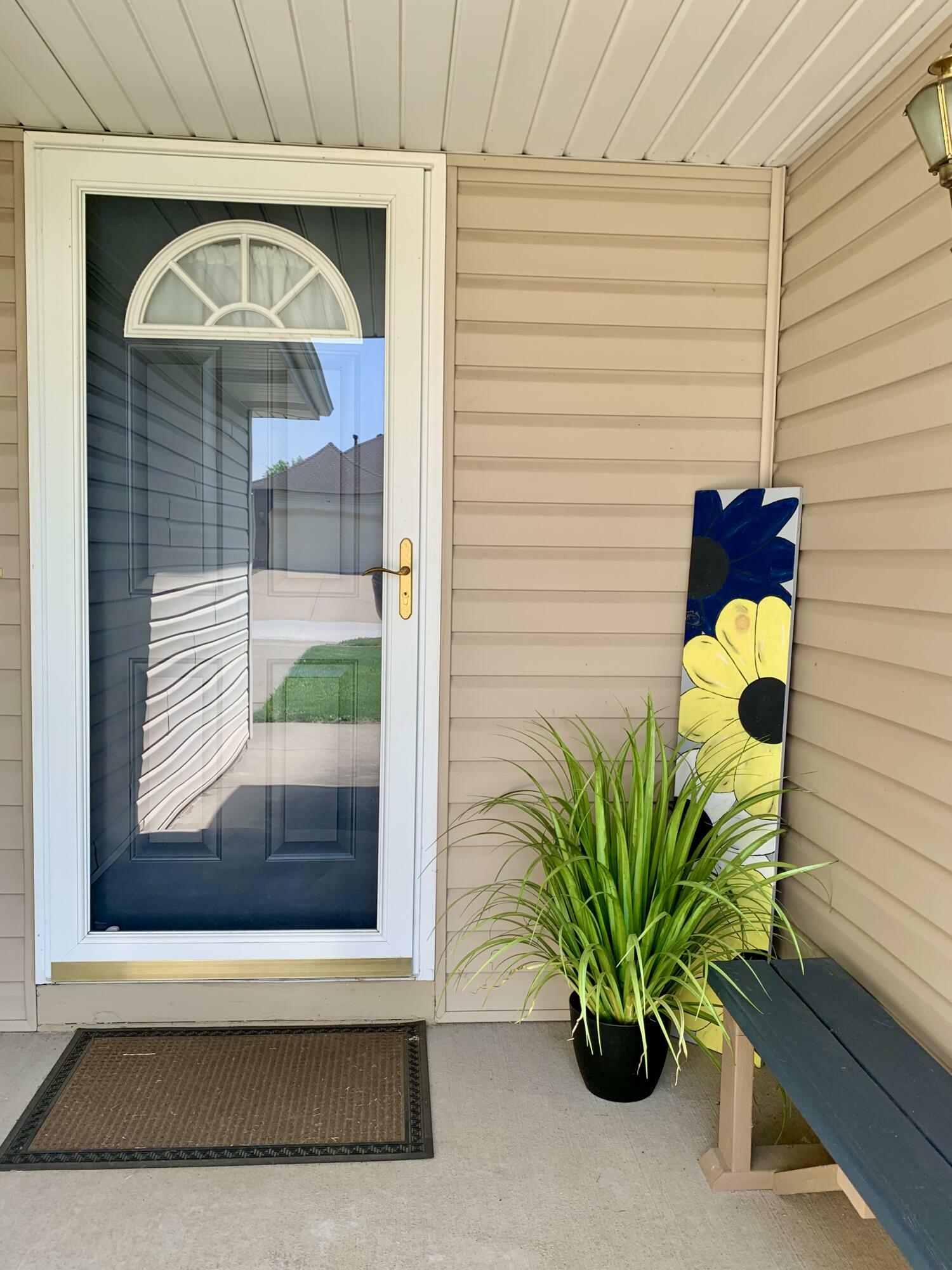 Property Photo: 418 N Harrington Drive MO 65738