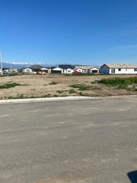 1124 S Ohio Place W  Porterville CA 93257 photo