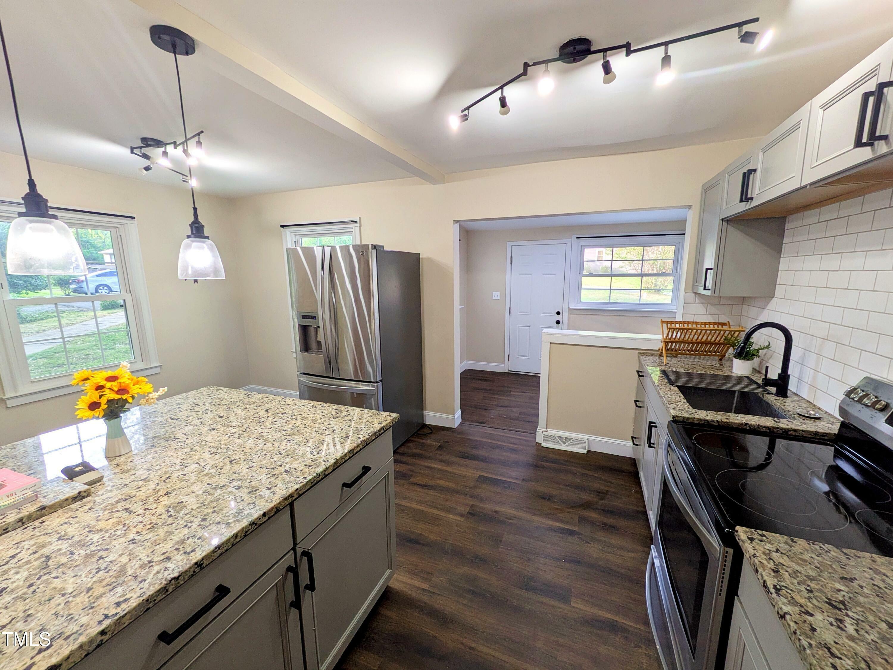 Property Photo: 1410 Braxton Street NC 27701