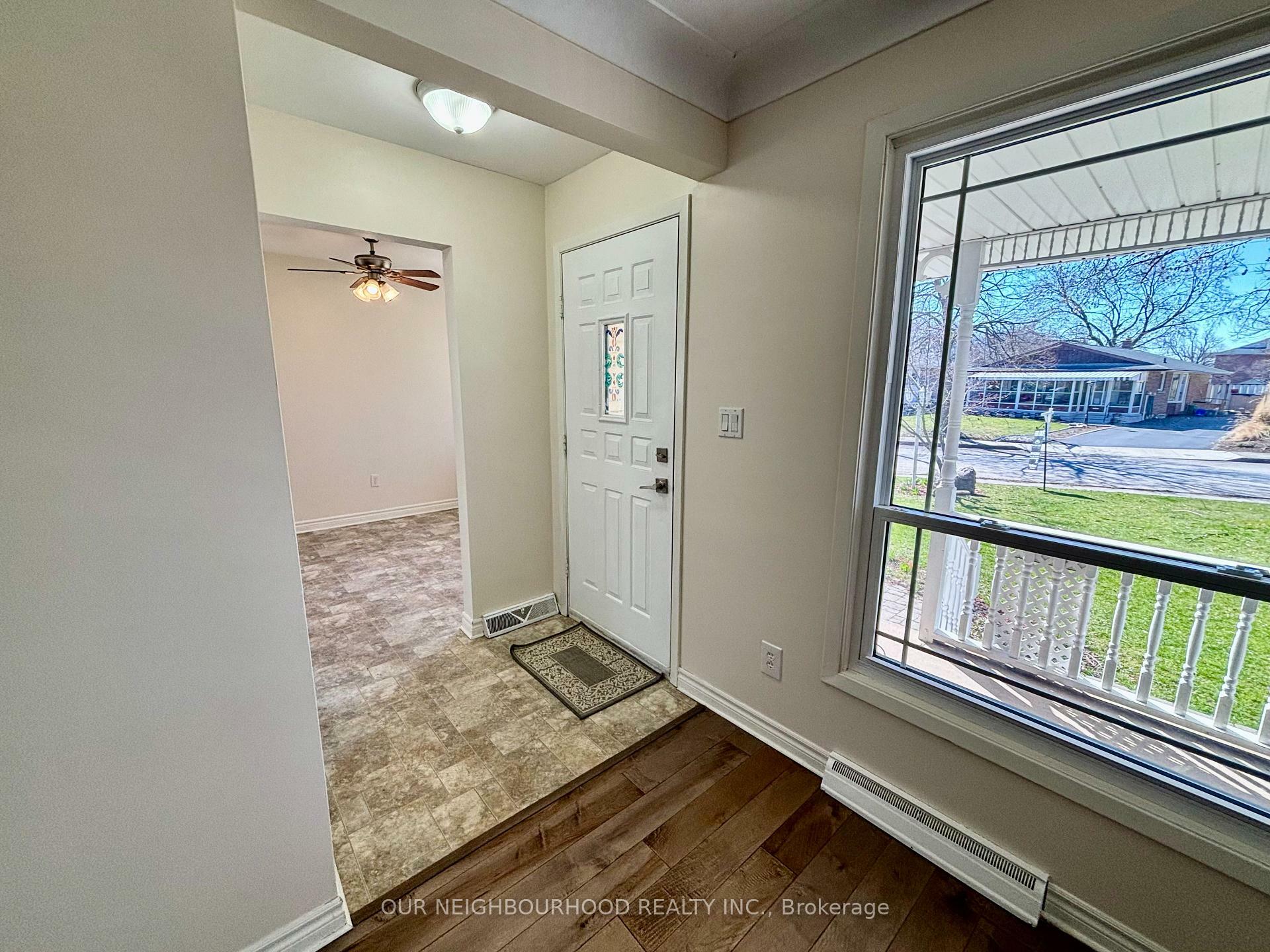 Property Photo: 5941 Brooks Crescent ON L2J 1N4