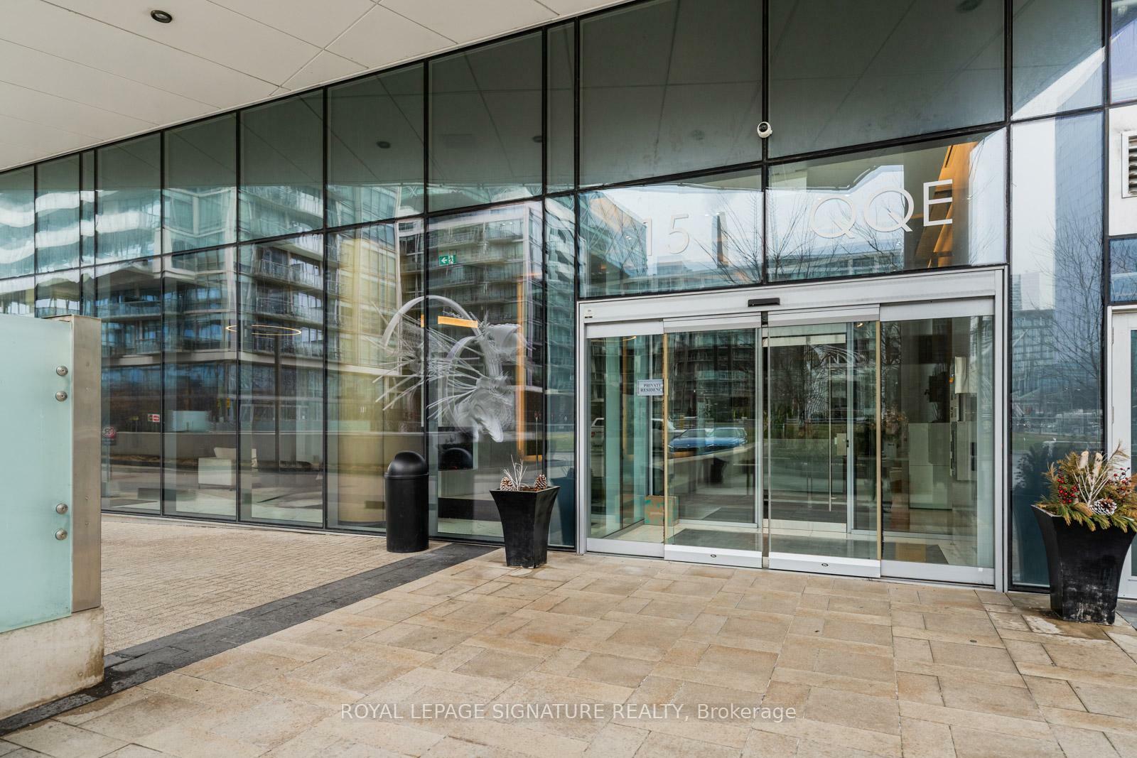 Property Photo: 15 Queens Quay E 3305 ON M5E 0C5