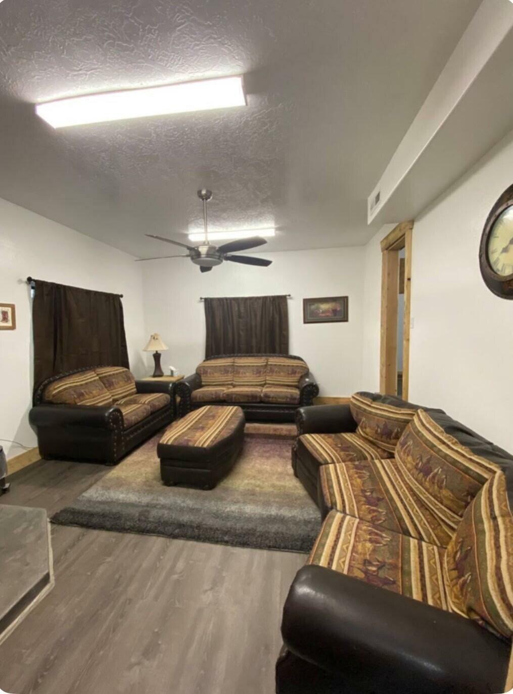 Property Photo: 420 E Jessop Ave UT 84784
