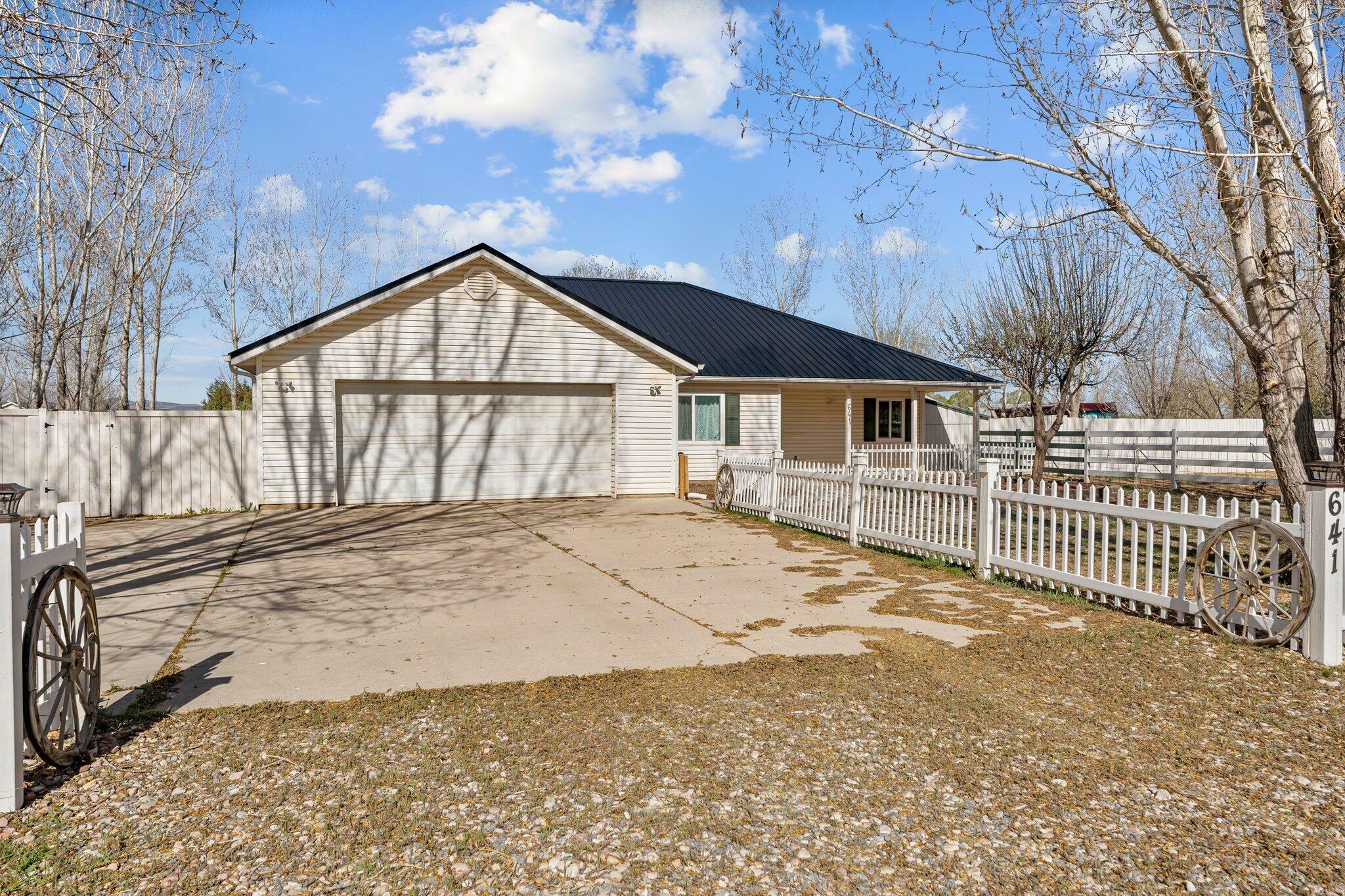 Property Photo: 641 N 4375 W UT 84721