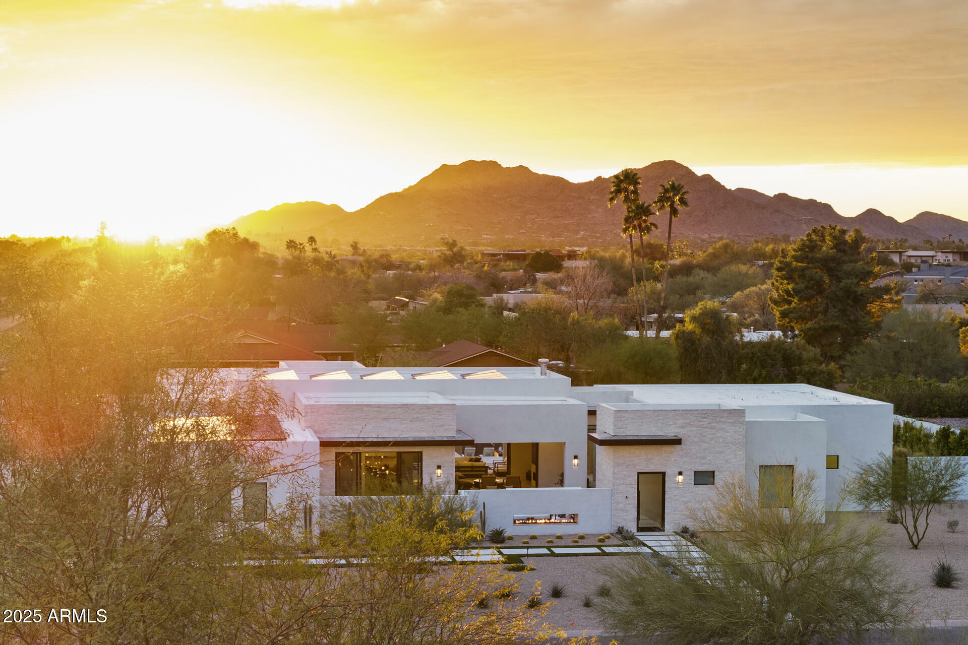 8520 E Cactus Wren Road  Scottsdale AZ 85250 photo
