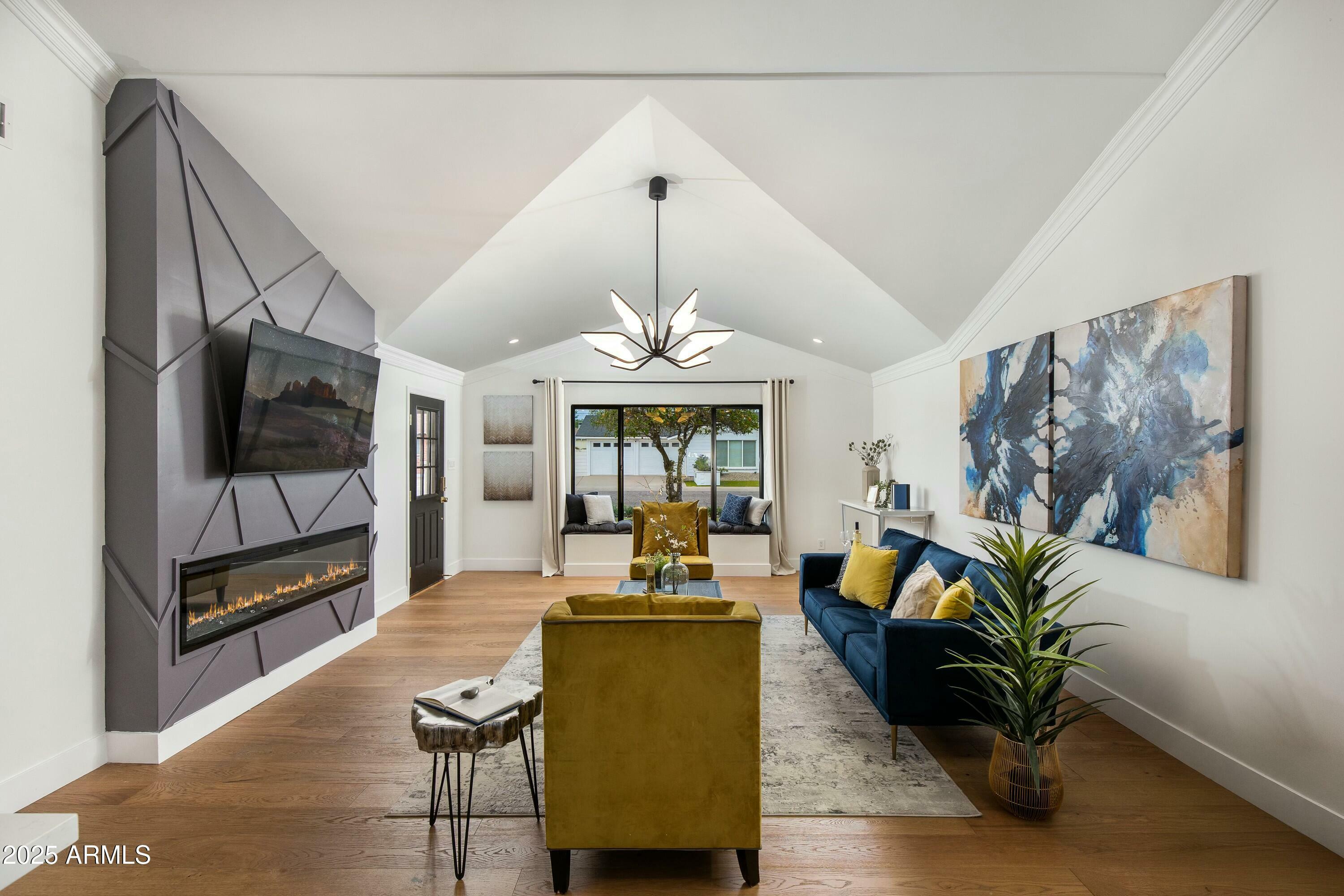 Property Photo: 8419 E Rancho Vista Drive AZ 85251